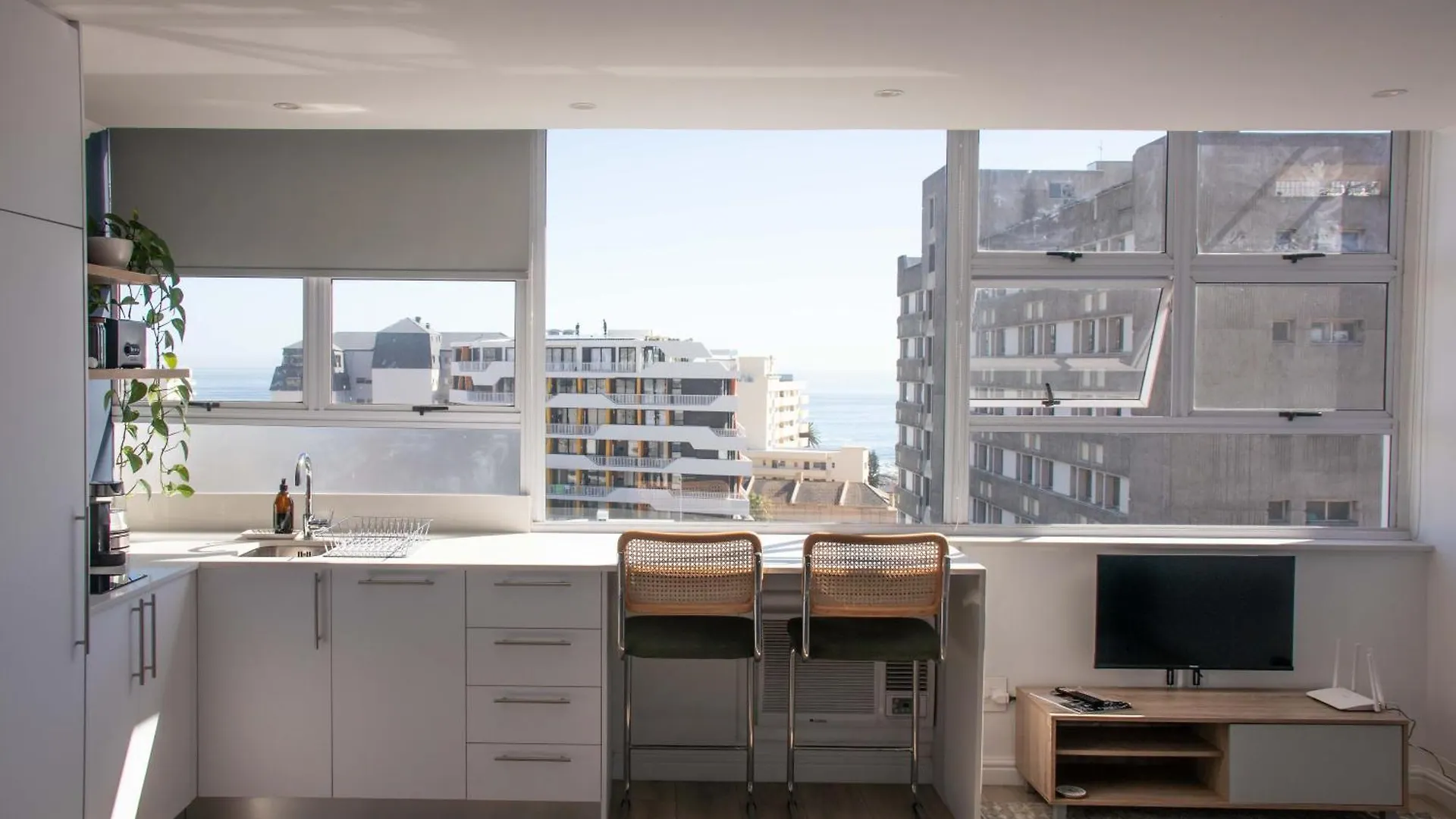 Modern Studio In Sea Point Cape Town 0*,  South Africa