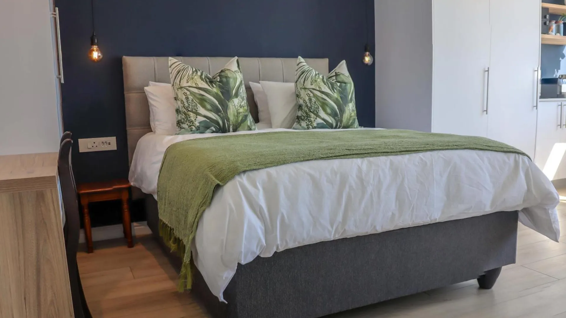 Apartment Modern Studio In Sea Point Cape Town